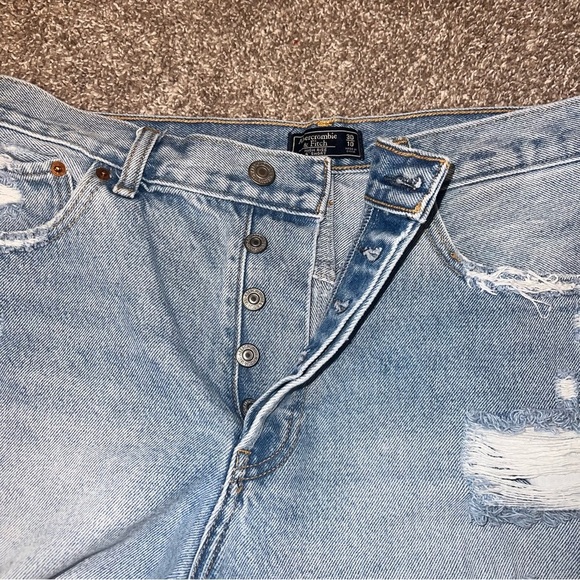 Abercrombie & Fitch Jean shorts size 10 - Picture 3 of 6